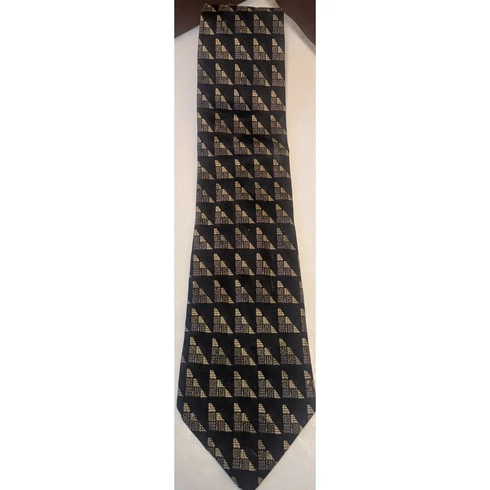 Ermenegildo Zegna Designer Silk & Wool Blend Men's Necktie Italy Black Geo Tie